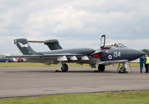 17_Sea_vixen_xp924_g-cvix_kemble_arp