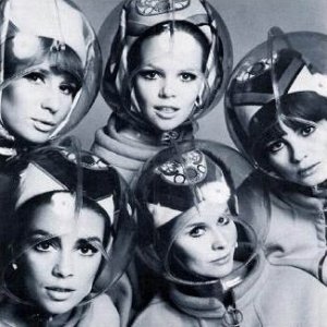 Bubble hats for Braniff Airline, Emilio Pucci