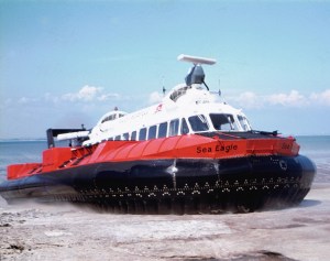 hovercraft_srn6